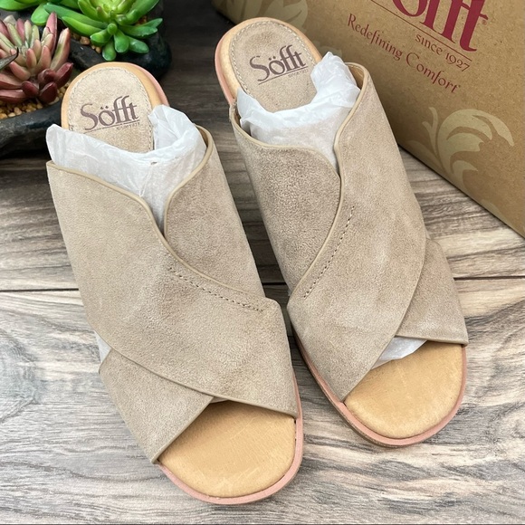 NIB Sofft Perrie Block Heel Slip On Sandal Light Grey Suede Leather 8M - Picture 2 of 12